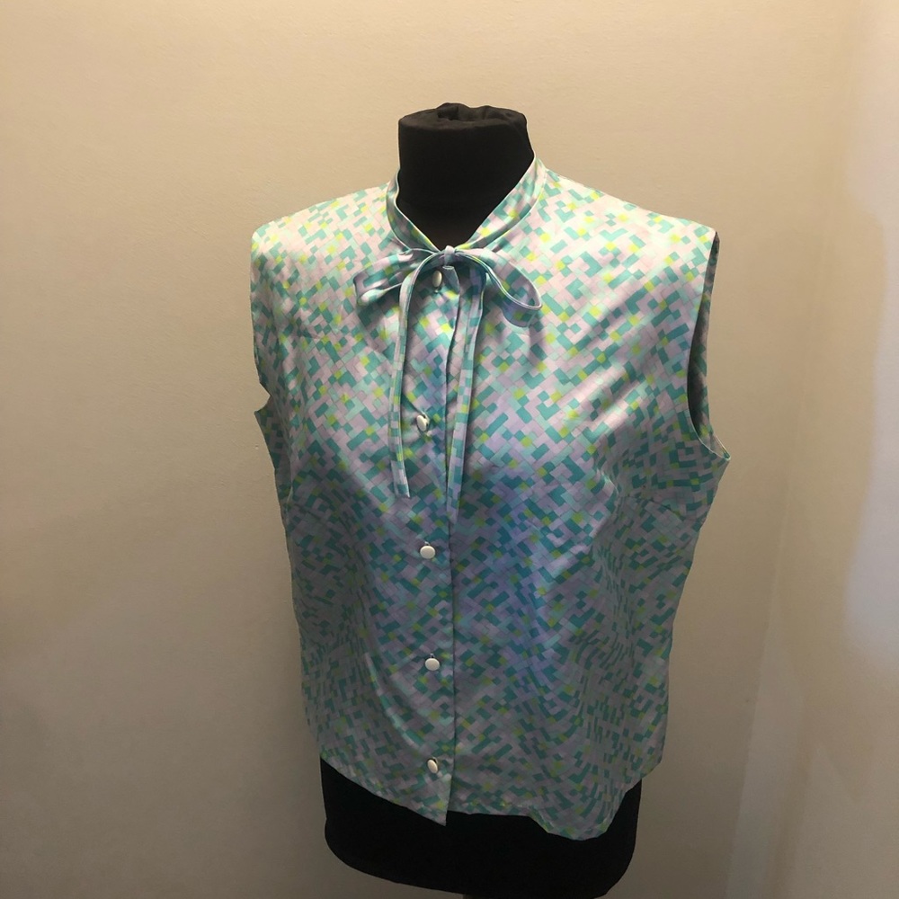 Sleeveless printed top - Picture 2 of 2